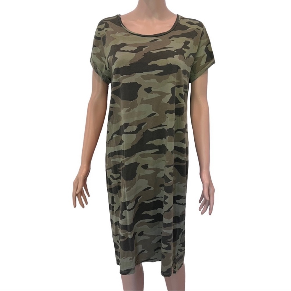 PRICE FIRM🚨 IMRIE Crewneck Cuffed Short Sleeve Tee Dress Large